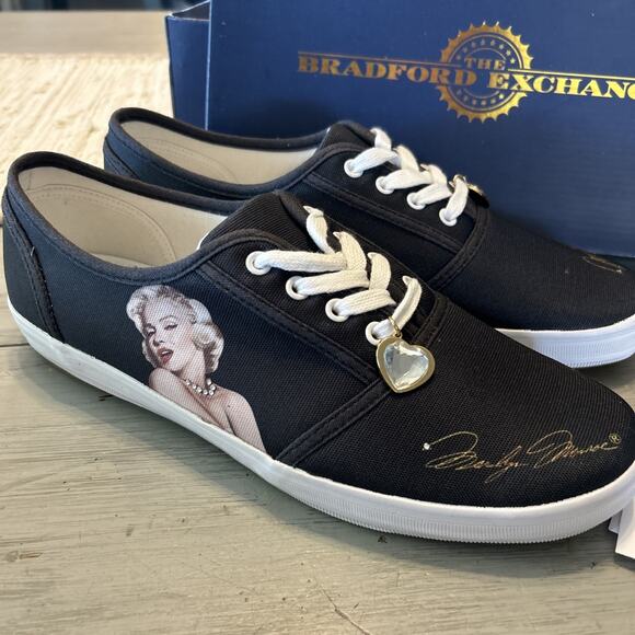 Bradford Exchange Black Marilyn Monroe Shoe Sneaker Women’s Sz 10 Portrait - Picture 1 of 11